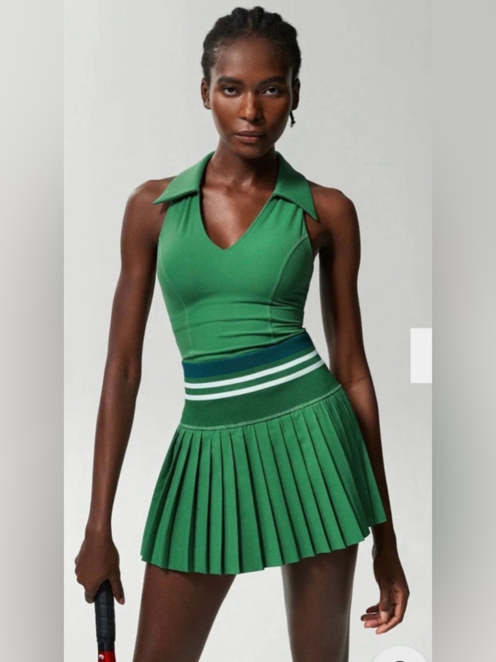 Regal V-Neck Tennis Set - Skirt + Top size Large